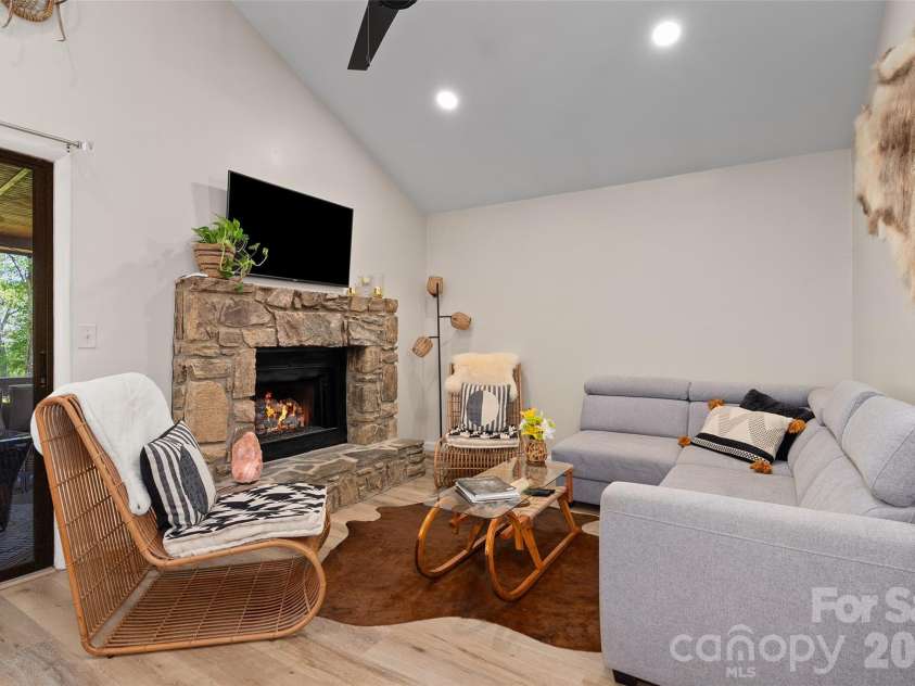 191 Forest Drive, Maggie Valley, NC 28751.  MLS# CAR4372741, YatesRealty ID 18193. 