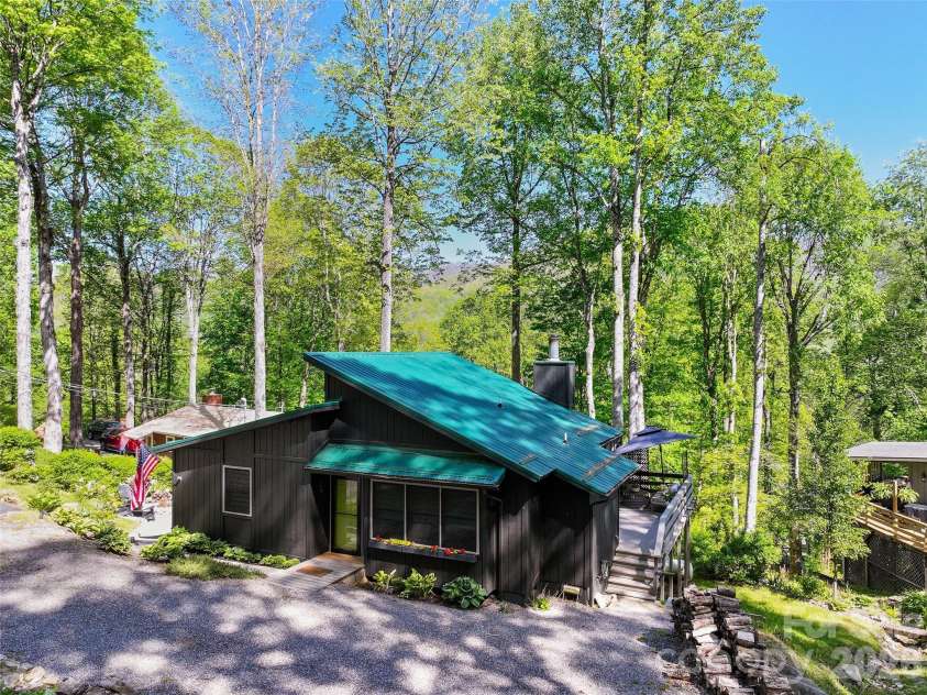 191 Forest Drive, Maggie Valley, NC 28751.  MLS# CAR4372741, YatesRealty ID 18193. 