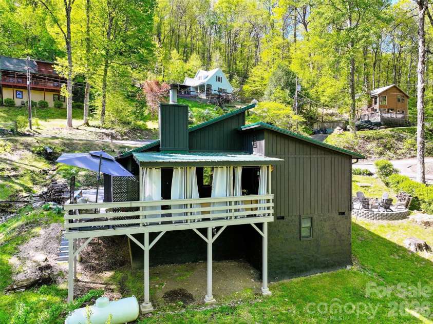 191 Forest Drive, Maggie Valley, NC 28751.  MLS# CAR4372741, YatesRealty ID 18193. 