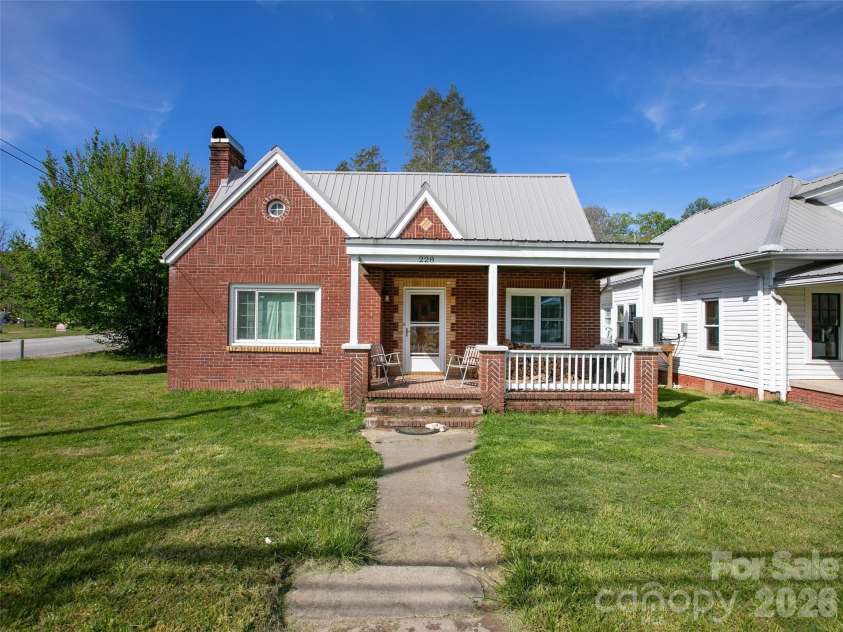 228, 220, 204, TBD Main Street, Rosman, NC 28772.  MLS# CAR4372533, YatesRealty ID 18195. 228 Main