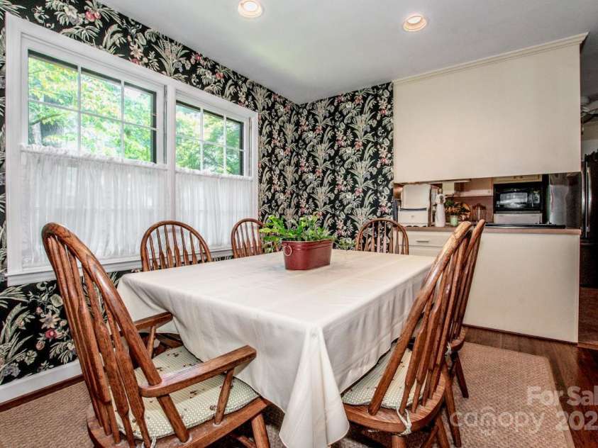 928 Tally Ho Court, Charlotte, NC 28212.  MLS# CAR4268365, YatesRealty ID 18196. 