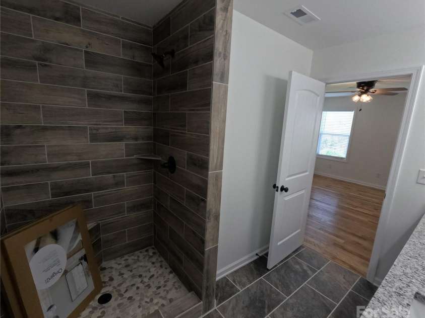 620 Miller Avenue, Marion, NC 28752.  MLS# CAR4256857, YatesRealty ID 18197. 