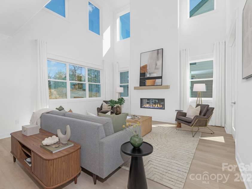 220 Windy Dell Drive, Tega Cay, SC 29708.  MLS# CAR4266344, YatesRealty ID 18198. Great room