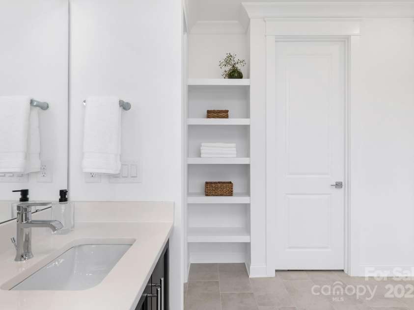 220 Windy Dell Drive, Tega Cay, SC 29708.  MLS# CAR4266344, YatesRealty ID 18198. Primary linen