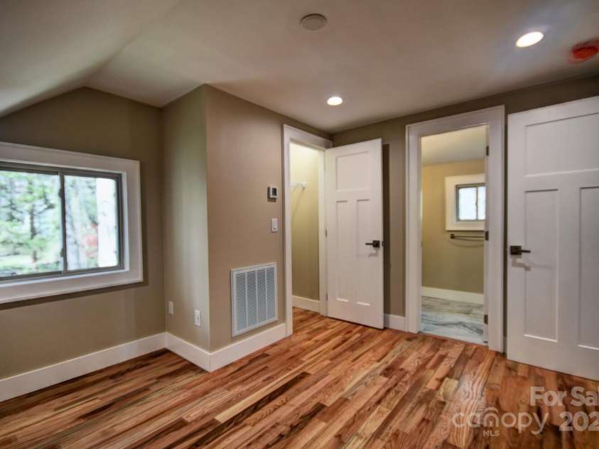 20 Lisa Lane, Maggie Valley, NC 28751.  MLS# CAR4126397, YatesRealty ID 182. Second Bedroom