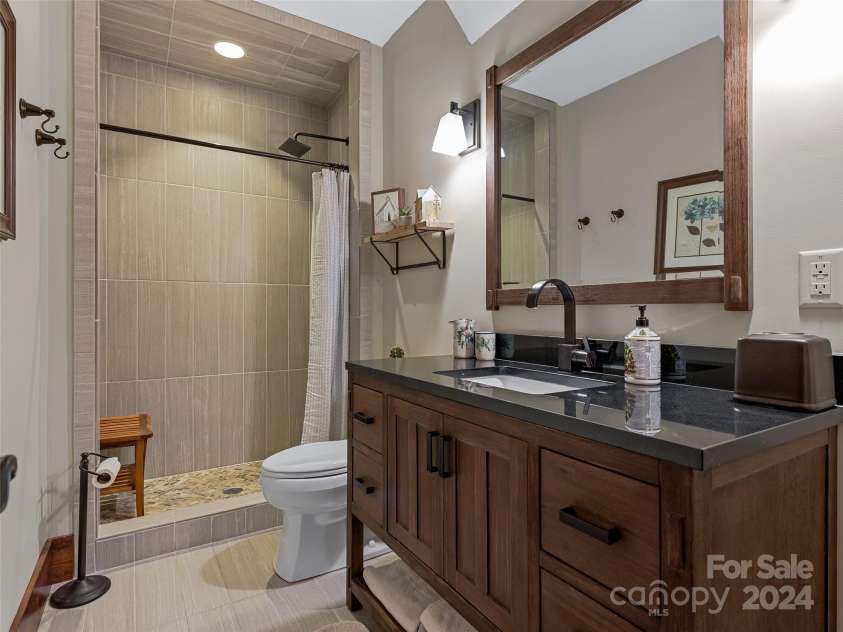 2585 Ivy Lane, Pisgah Forest, NC 28768.  MLS# CAR4177063, YatesRealty ID 182. 