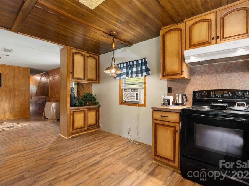 863 Water Wheel Cove, Clyde, NC 28721.  MLS# CAR4059060, YatesRealty ID 1820. 