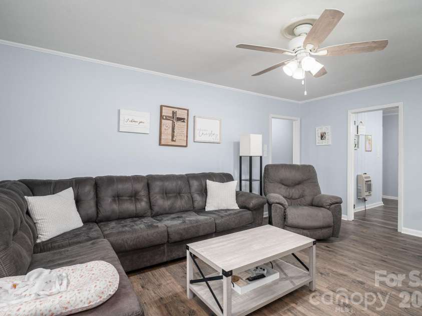 2173 Dale Avenue, Lincolnton, NC 28092.  MLS# CAR4376759, YatesRealty ID 18200. 