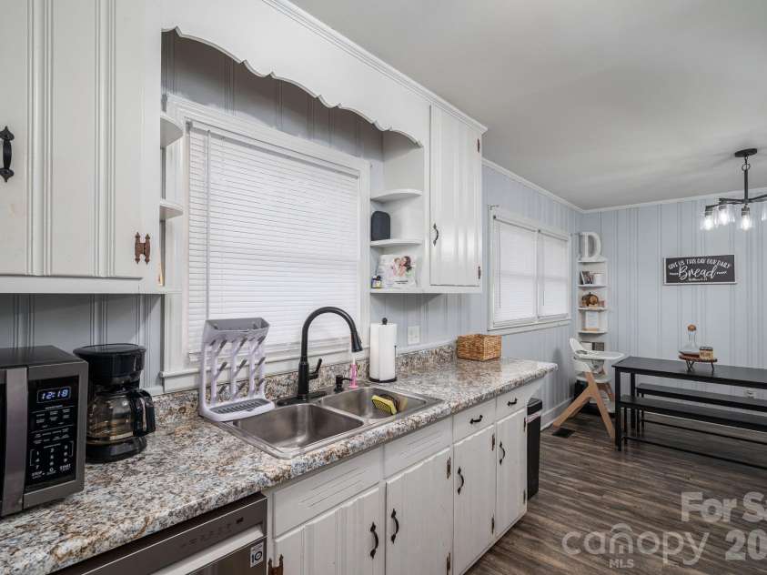 2173 Dale Avenue, Lincolnton, NC 28092.  MLS# CAR4376759, YatesRealty ID 18200. 