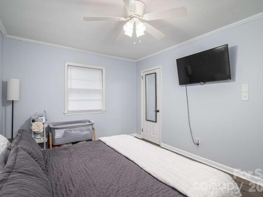 2173 Dale Avenue, Lincolnton, NC 28092.  MLS# CAR4376759, YatesRealty ID 18200. 