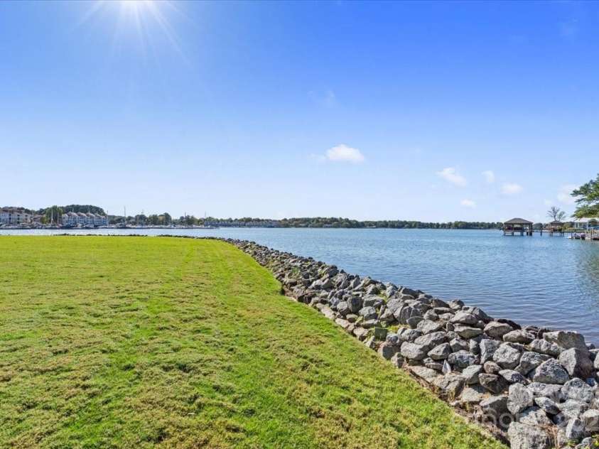 18210 Pompano Place, Cornelius, NC 28031.  MLS# CAR4193767, YatesRealty ID 18201. 