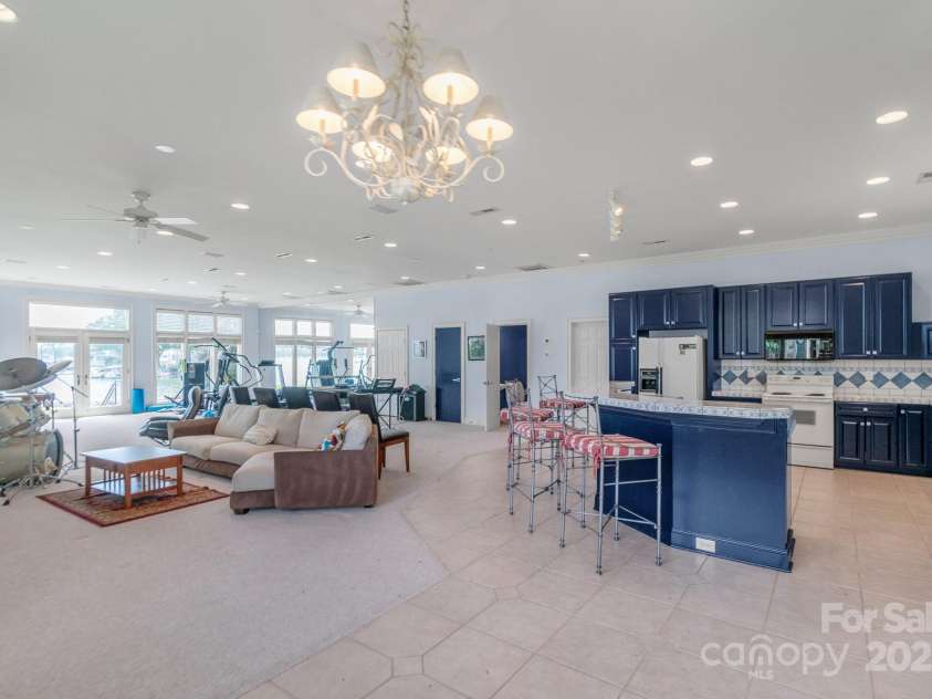 18210 Pompano Place, Cornelius, NC 28031.  MLS# CAR4193767, YatesRealty ID 18201. 