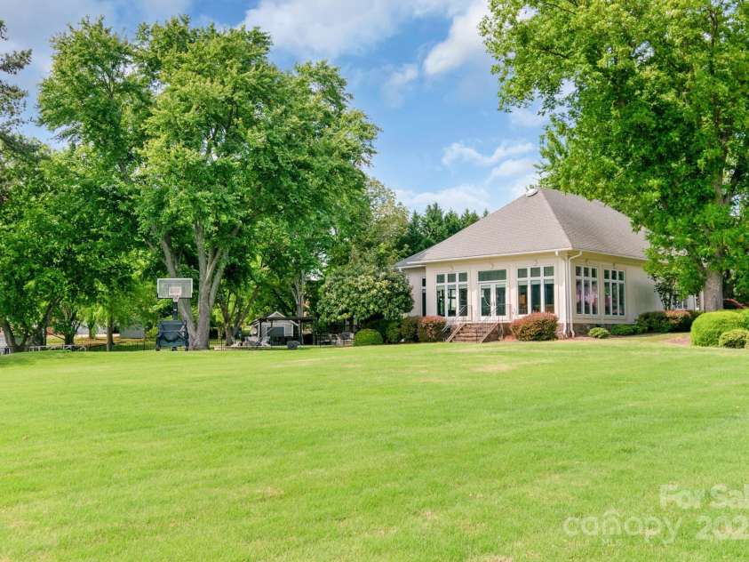 18210 Pompano Place, Cornelius, NC 28031.  MLS# CAR4193767, YatesRealty ID 18201. 