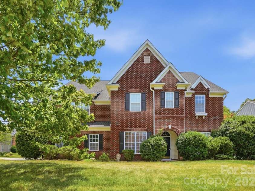 5008 Rosewater Lane, Indian Trail, NC 28079.  MLS# CAR4335449, YatesRealty ID 18201. Welcome Home