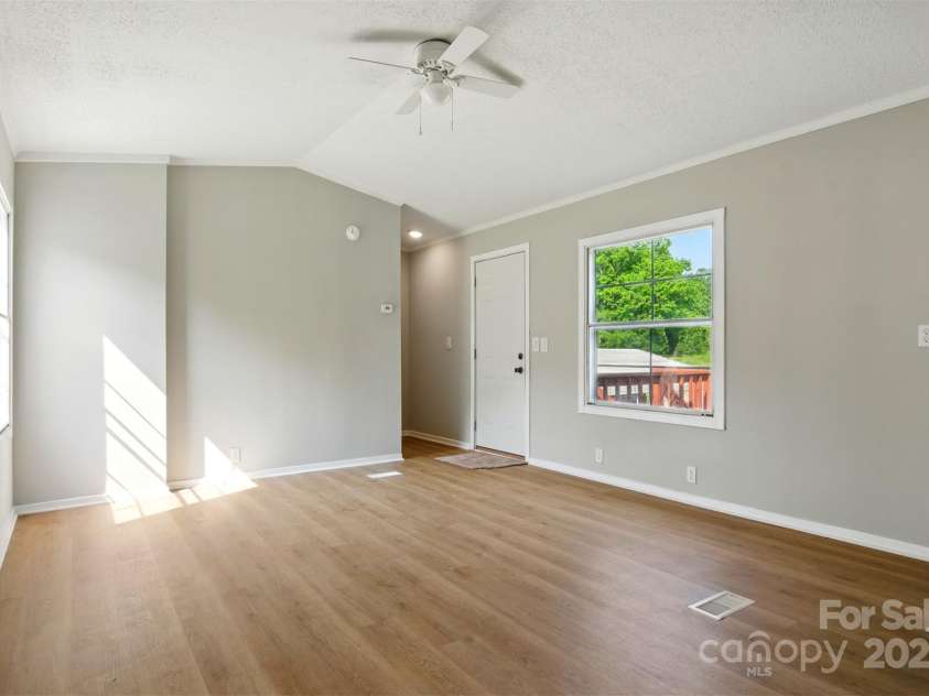 1016 D Avenue, Maiden, NC 28650.  MLS# CAR4266374, YatesRealty ID 18204. 