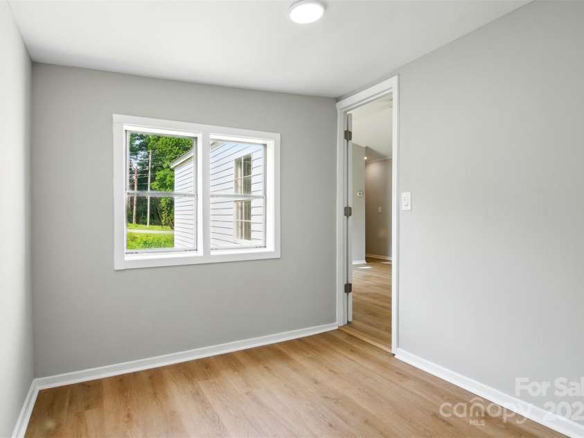 1016 D Avenue, Maiden, NC 28650.  MLS# CAR4266374, YatesRealty ID 18204. 