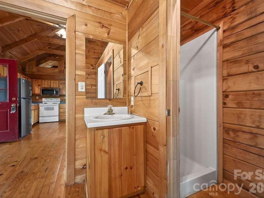 276 Oleta Mill Trail, Hendersonville, NC 28792.  MLS# CAR4372008, YatesRealty ID 18205. 