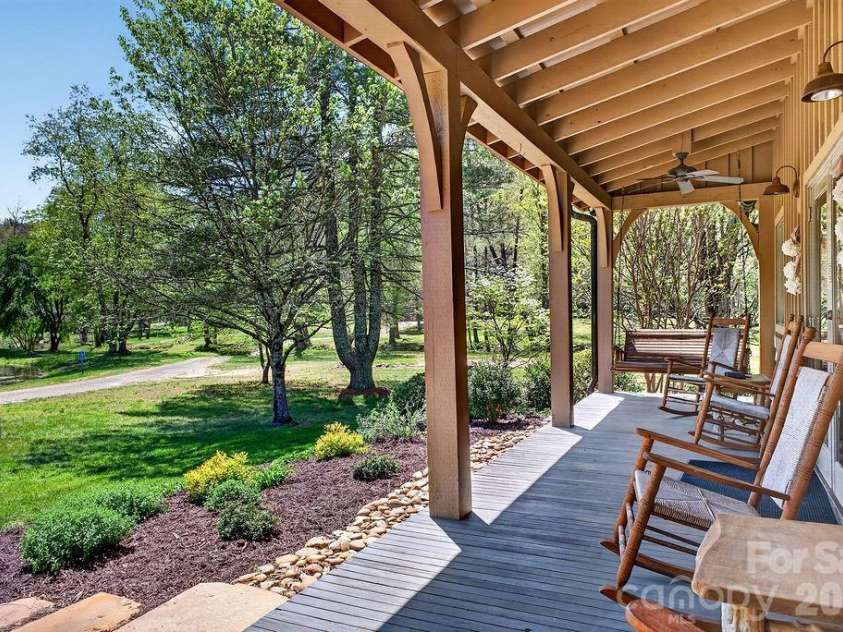 276 Oleta Mill Trail, Hendersonville, NC 28792.  MLS# CAR4372008, YatesRealty ID 18205. 