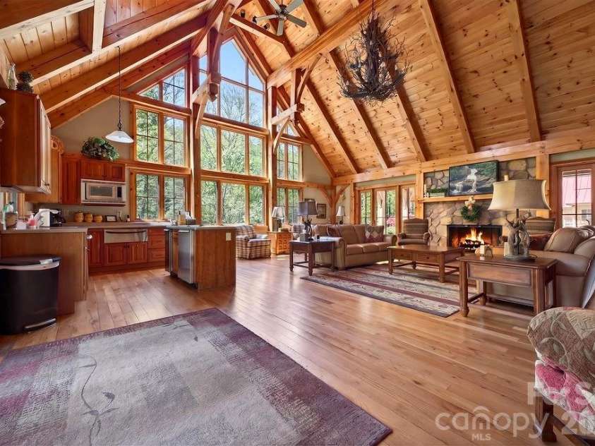 276 Oleta Mill Trail, Hendersonville, NC 28792.  MLS# CAR4372008, YatesRealty ID 18205. 