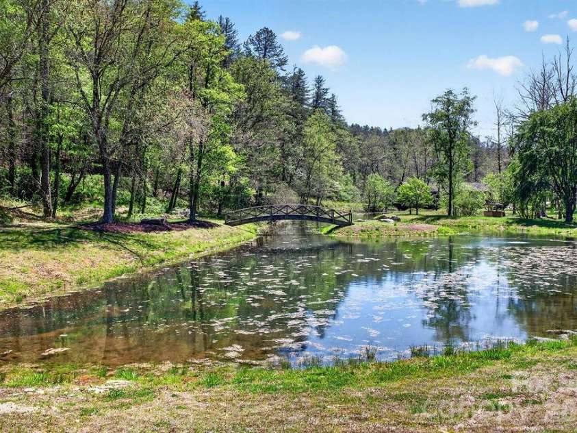 276 Oleta Mill Trail, Hendersonville, NC 28792.  MLS# CAR4372008, YatesRealty ID 18205. 