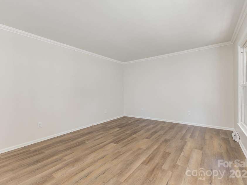 781 Summerwood Drive, Rock Hill, SC 29732.  MLS# CAR4249664, YatesRealty ID 18205. Office