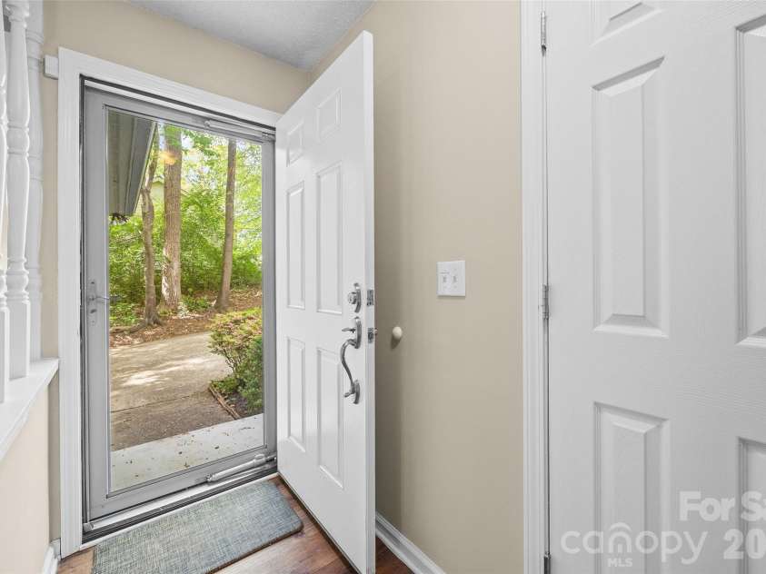7201 Tall Tree Lane, Charlotte, NC 28214.  MLS# CAR4369205, YatesRealty ID 18207. 