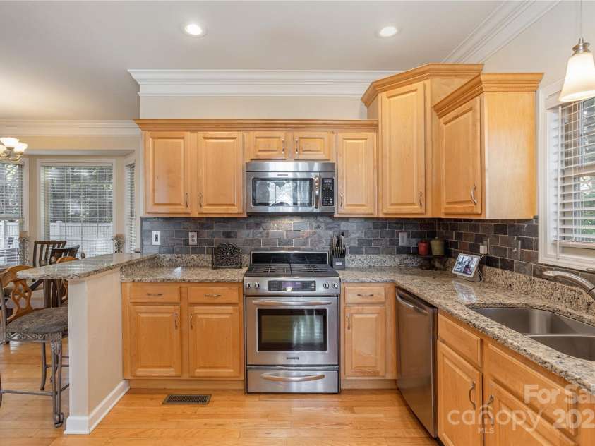 219 Rivercrest Boulevard, Arden, NC 28704.  MLS# CAR4124983, YatesRealty ID 1821. Open and Bright