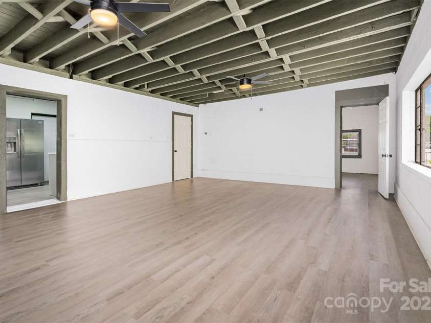 412 Flat Drive, Buffalo, SC 29321.  MLS# CAR4249605, YatesRealty ID 18210. 