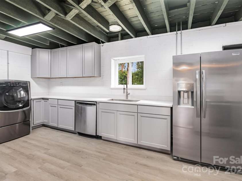 412 Flat Drive, Buffalo, SC 29321.  MLS# CAR4249605, YatesRealty ID 18210. 