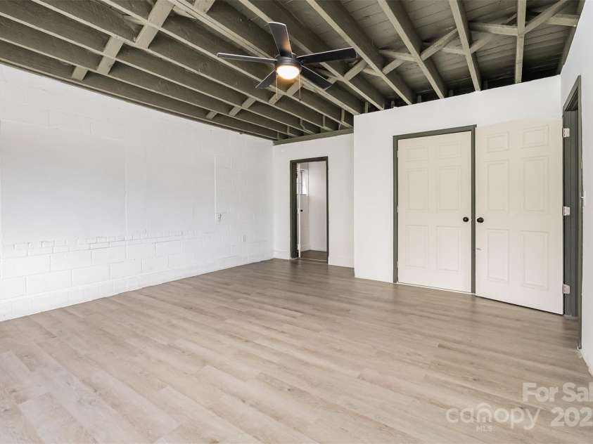 412 Flat Drive, Buffalo, SC 29321.  MLS# CAR4249605, YatesRealty ID 18210. 