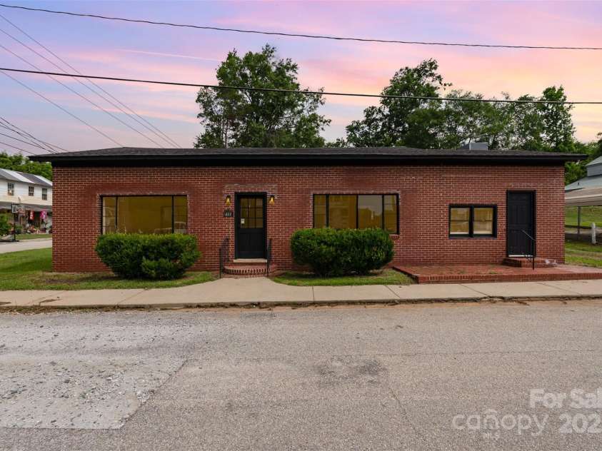 412 Flat Drive, Buffalo, SC 29321.  MLS# CAR4249605, YatesRealty ID 18210. 