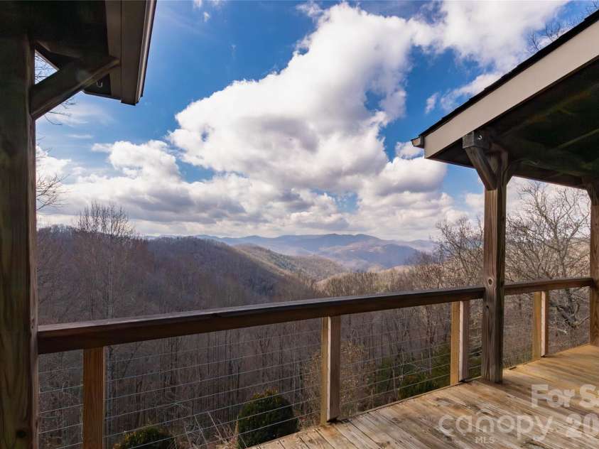 149 Windy Hill Circle, Tuckasegee, NC 28783.  MLS# CAR4348981, YatesRealty ID 18211. 