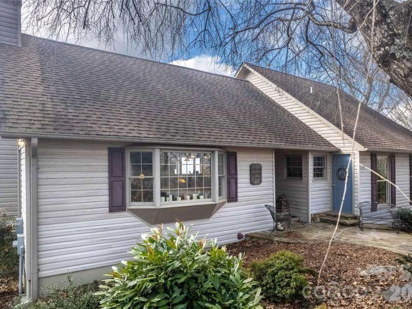 149 Windy Hill Circle, Tuckasegee, NC 28783.  MLS# CAR4348981, YatesRealty ID 18211. 