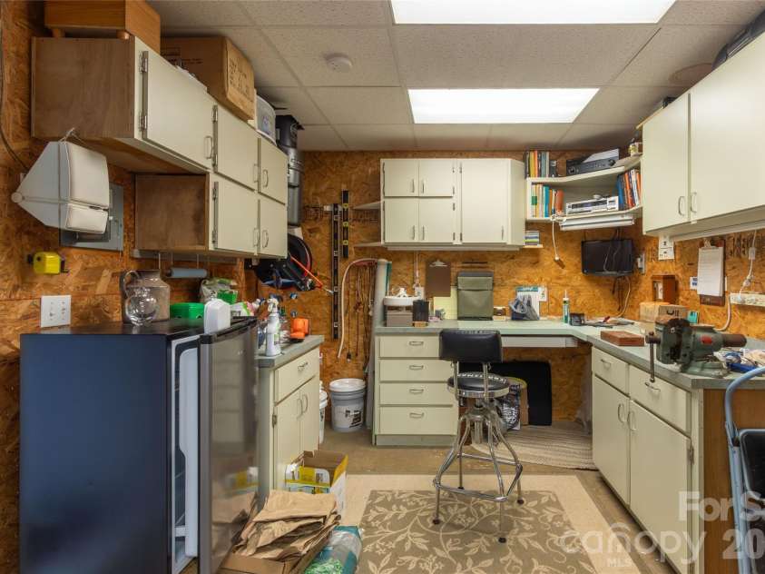 149 Windy Hill Circle, Tuckasegee, NC 28783.  MLS# CAR4348981, YatesRealty ID 18211. 