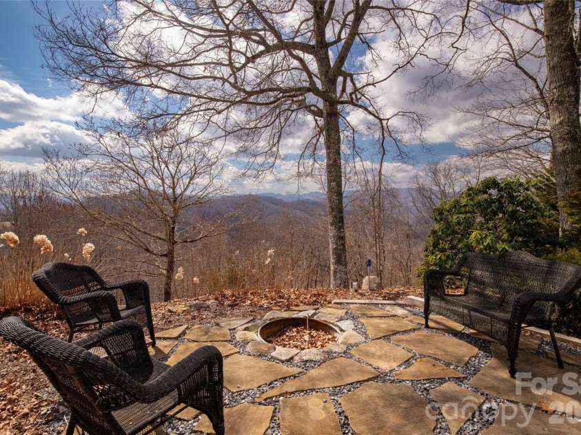 149 Windy Hill Circle, Tuckasegee, NC 28783.  MLS# CAR4348981, YatesRealty ID 18211. 