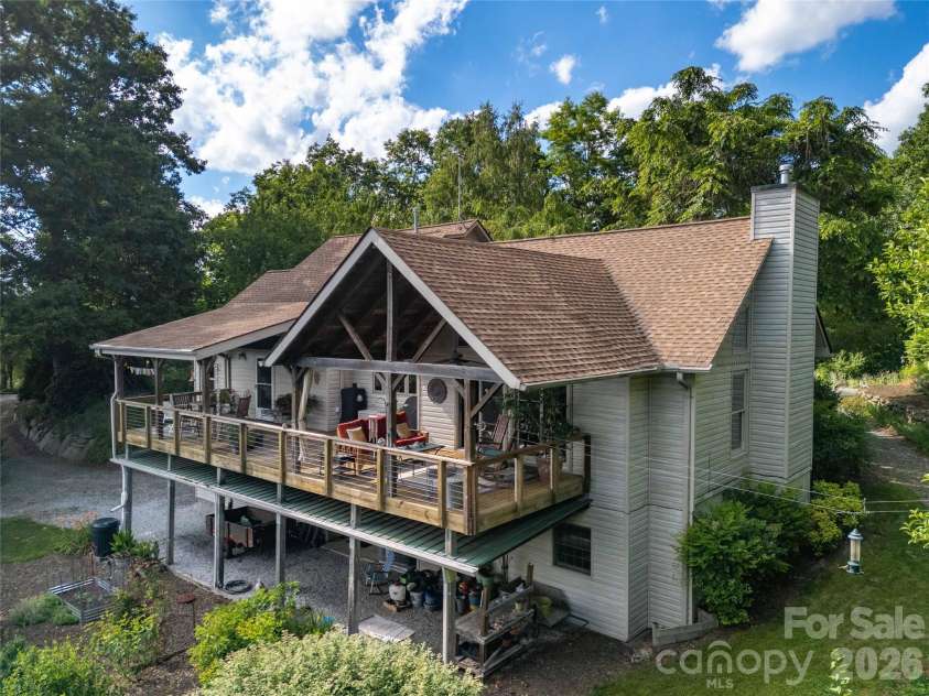 149 Windy Hill Circle, Tuckasegee, NC 28783.  MLS# CAR4348981, YatesRealty ID 18211. 