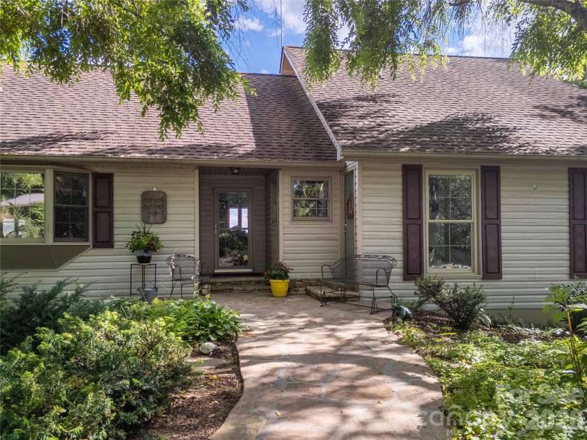 149 Windy Hill Circle, Tuckasegee, NC 28783.  MLS# CAR4348981, YatesRealty ID 18211. 