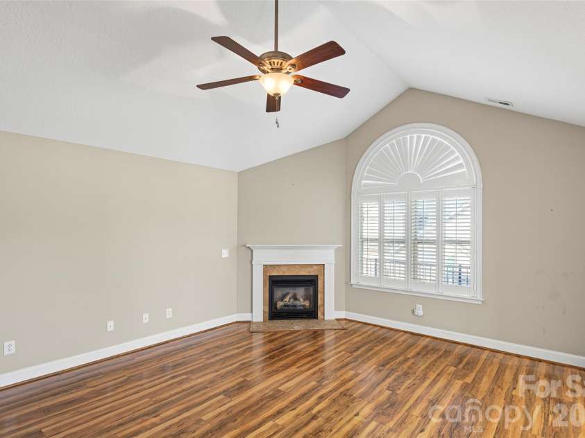 31 Braeburn Way, Flat Rock, NC 28731.  MLS# CAR4367118, YatesRealty ID 18213. 