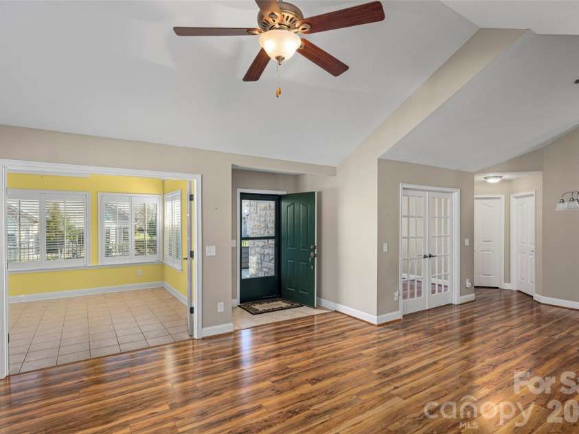 31 Braeburn Way, Flat Rock, NC 28731.  MLS# CAR4367118, YatesRealty ID 18213. 