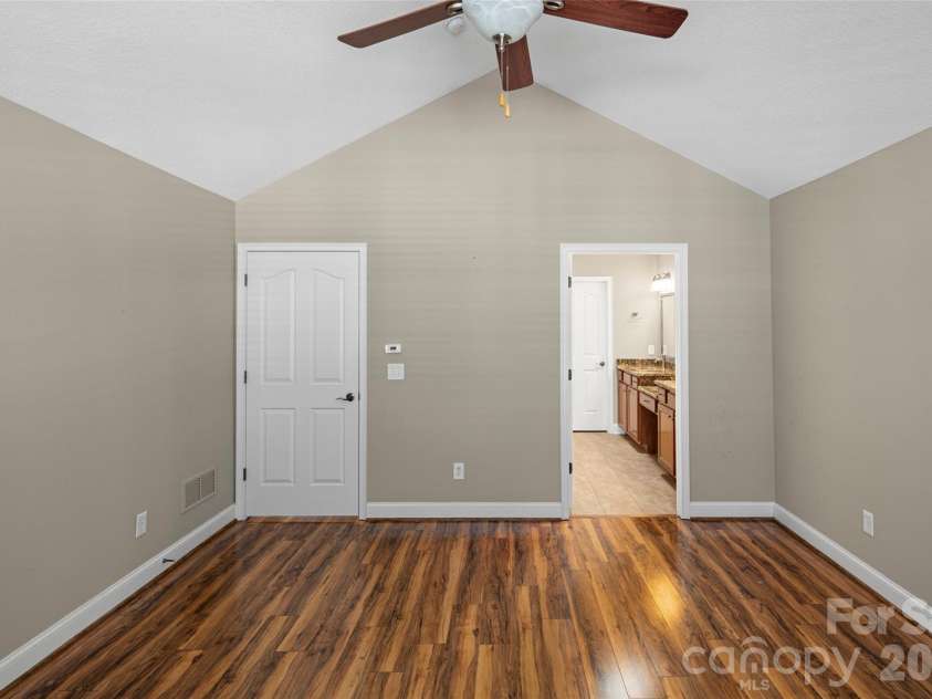 31 Braeburn Way, Flat Rock, NC 28731.  MLS# CAR4367118, YatesRealty ID 18213. 