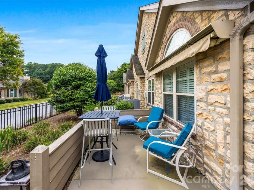 31 Braeburn Way, Flat Rock, NC 28731.  MLS# CAR4424862, YatesRealty ID 18213. 