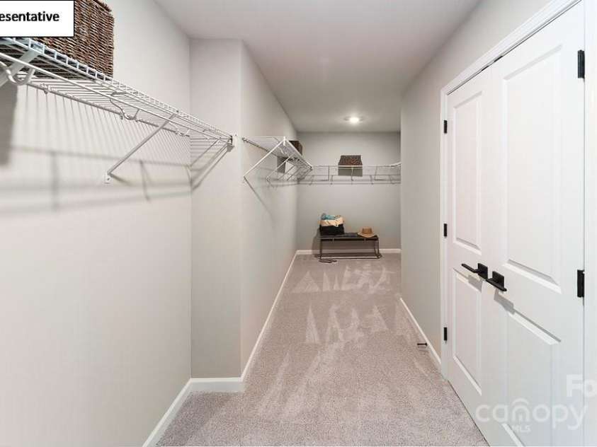 118 Fordingbridge Lane, Mooresville, NC 28115.  MLS# CAR4241403, YatesRealty ID 18214. 