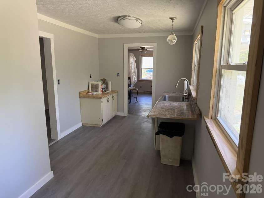 183 Pebble Drive, Mooresboro, NC 28114.  MLS# CAR4370880, YatesRealty ID 18214. Kitchen