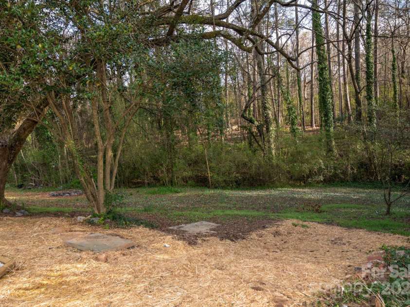 113 Elwood Street, Kannapolis, NC 28081.  MLS# CAR4266115, YatesRealty ID 18215. 