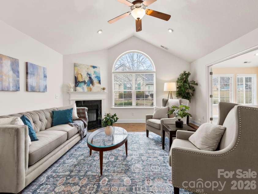 92 Mountain Meadow Circle, Weaverville, NC 28787.  MLS# CAR4309713, YatesRealty ID 18216. 