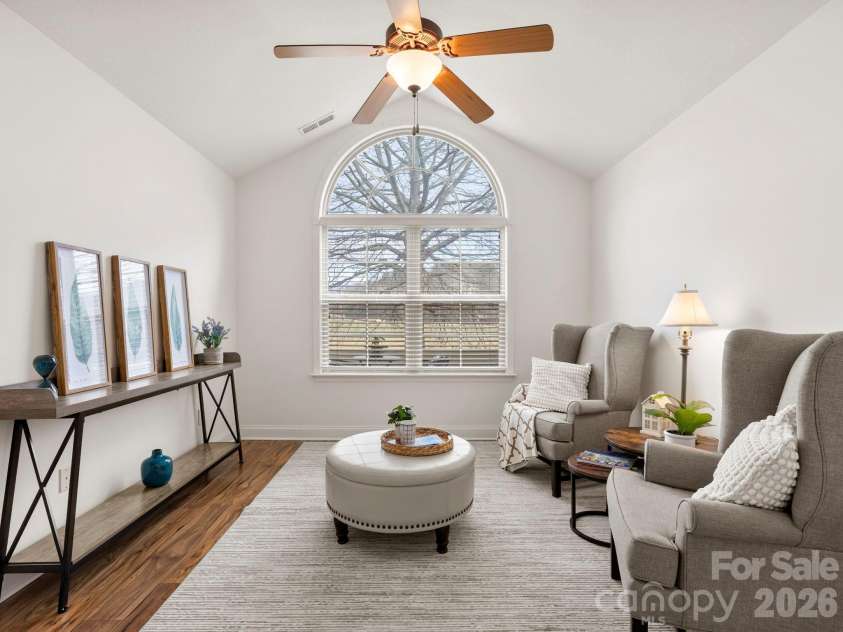 92 Mountain Meadow Circle, Weaverville, NC 28787.  MLS# CAR4309713, YatesRealty ID 18216. 