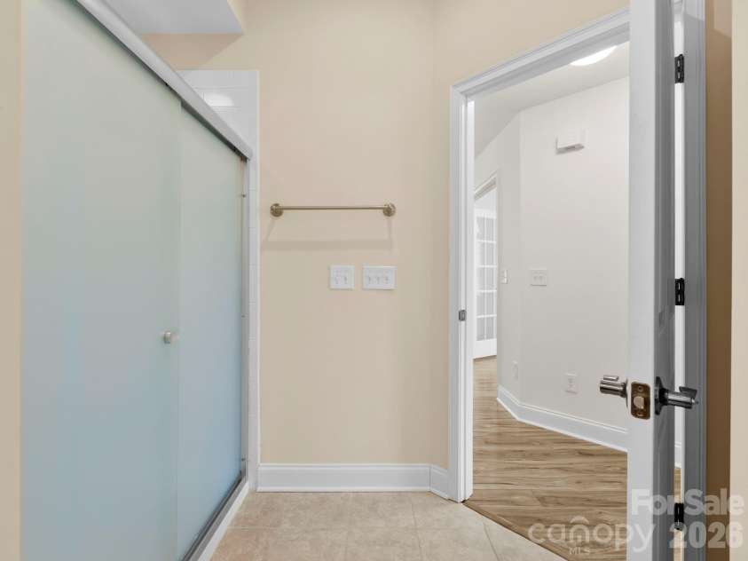 92 Mountain Meadow Circle, Weaverville, NC 28787.  MLS# CAR4309713, YatesRealty ID 18216. 