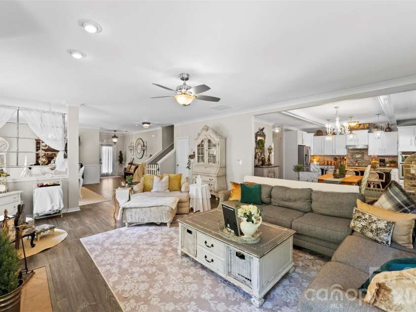 1255 Century Drive, Clover, SC 29710.  MLS# CAR4370667, YatesRealty ID 18217. 