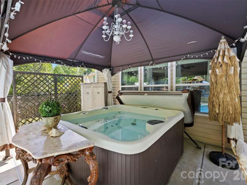 1255 Century Drive, Clover, SC 29710.  MLS# CAR4370667, YatesRealty ID 18217. 