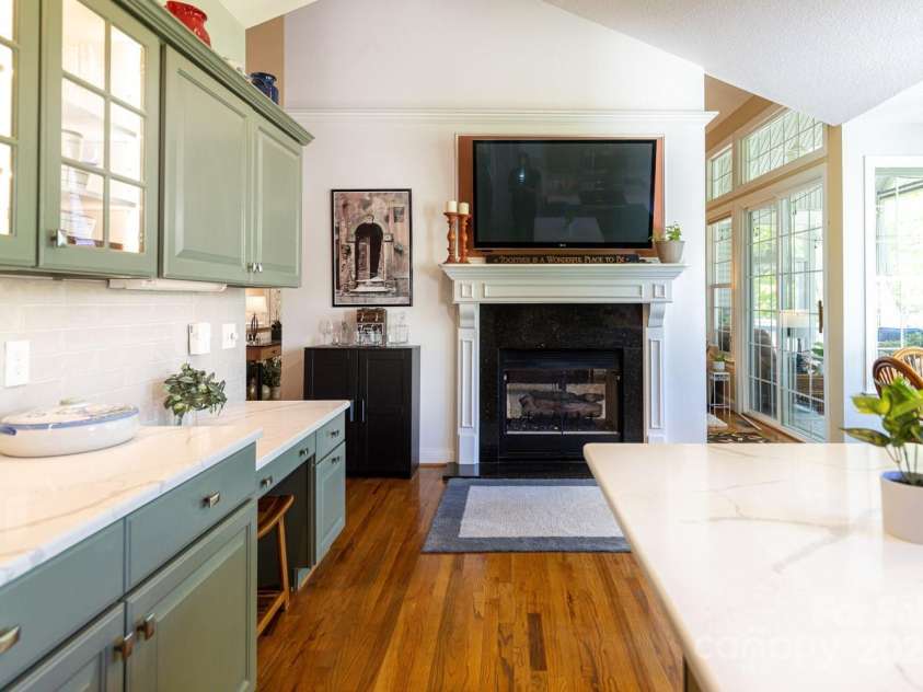 127 Poppy Lane, Asheville, NC 28803.  MLS# CAR4252357, YatesRealty ID 18218. Main - Kitchen